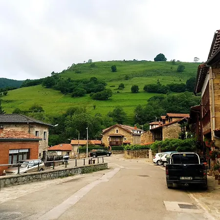 Holiday Barrio Pujayo Holiday home Molledo